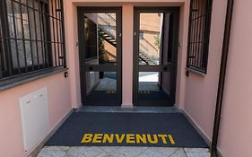 La Casa Sul Naviglio Di Debora