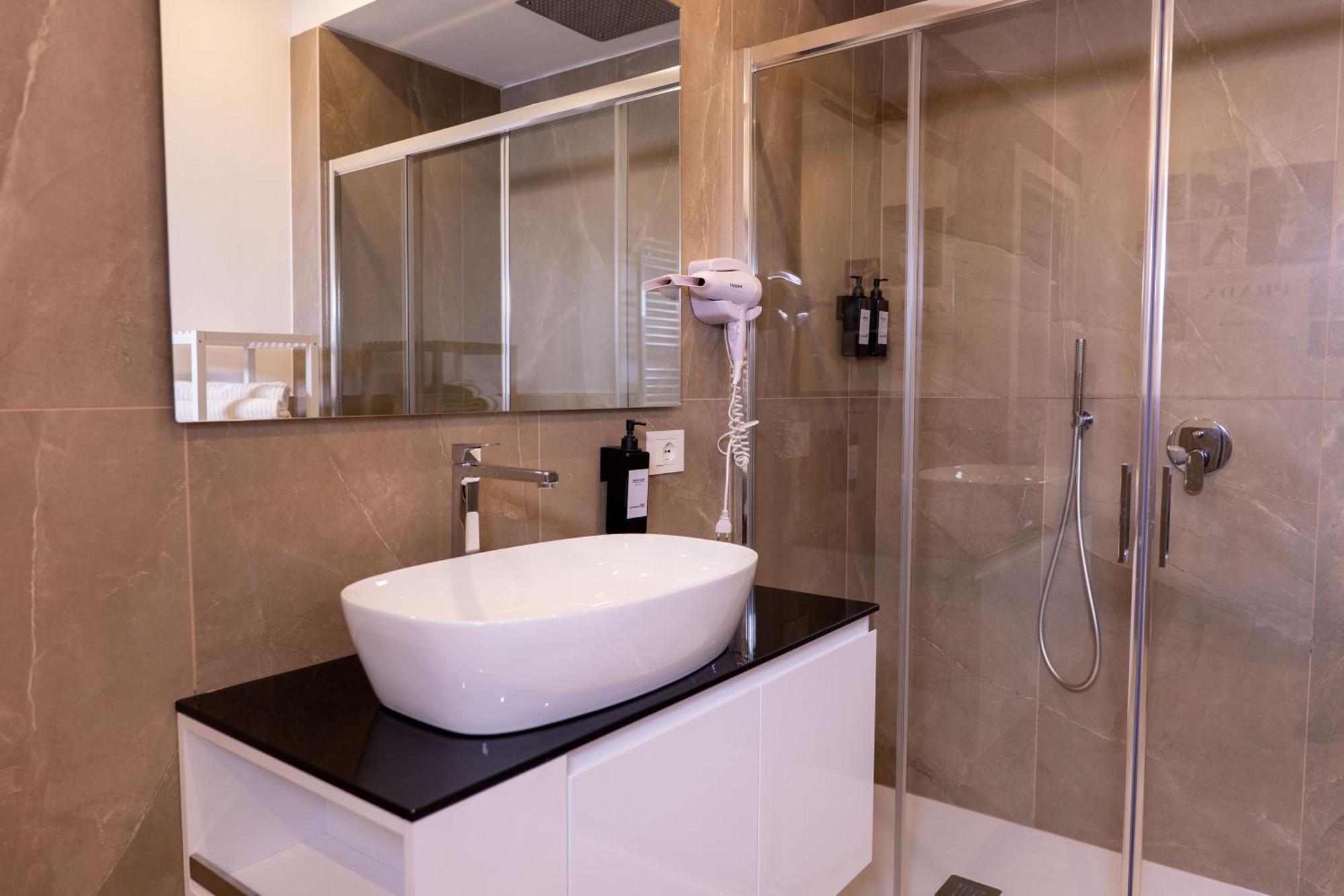 Appartement La Casa Sul Naviglio Di Debora à Milan Extérieur photo